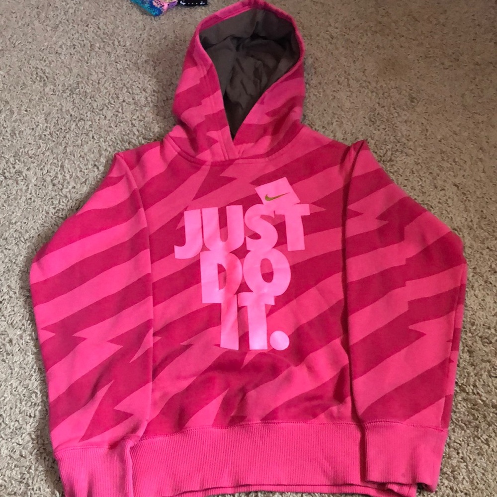 Girl’s Nike Sweatshirt